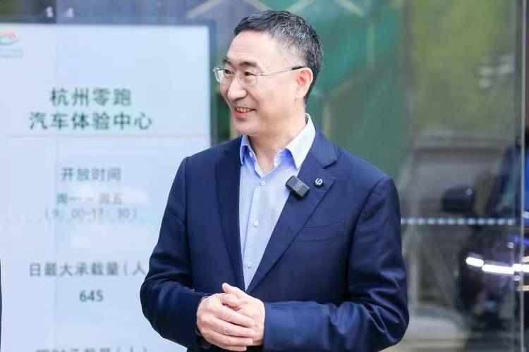众汇官网七月你好朋友圈文案唯美句子 2020七月你好朋友圈说说文案配图